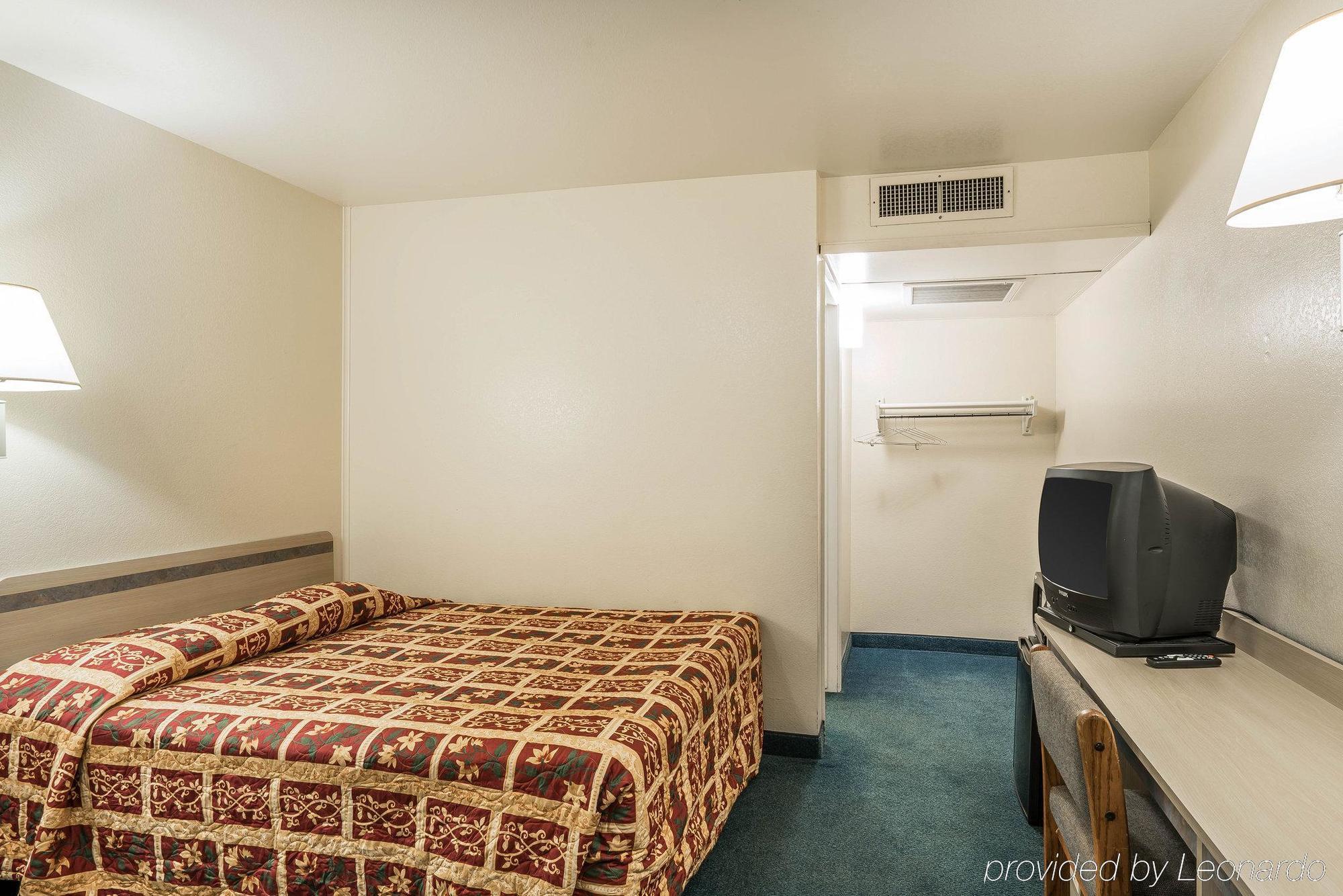 Rodeway Inn Паско Екстер'єр фото