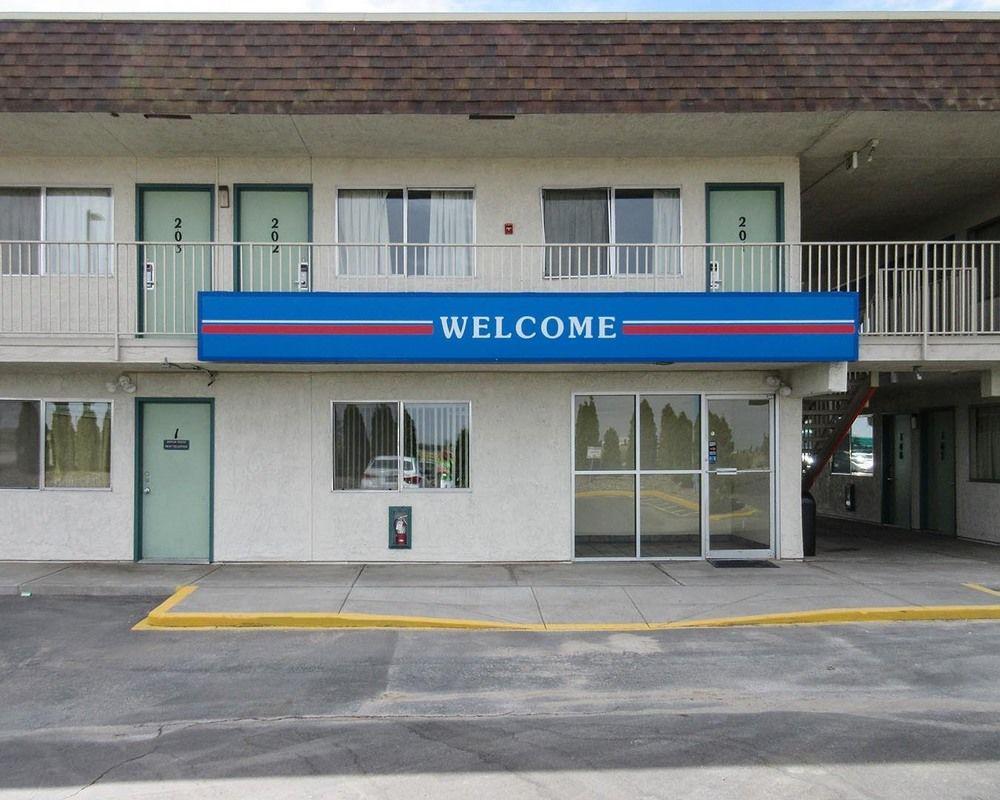 Rodeway Inn Паско Екстер'єр фото