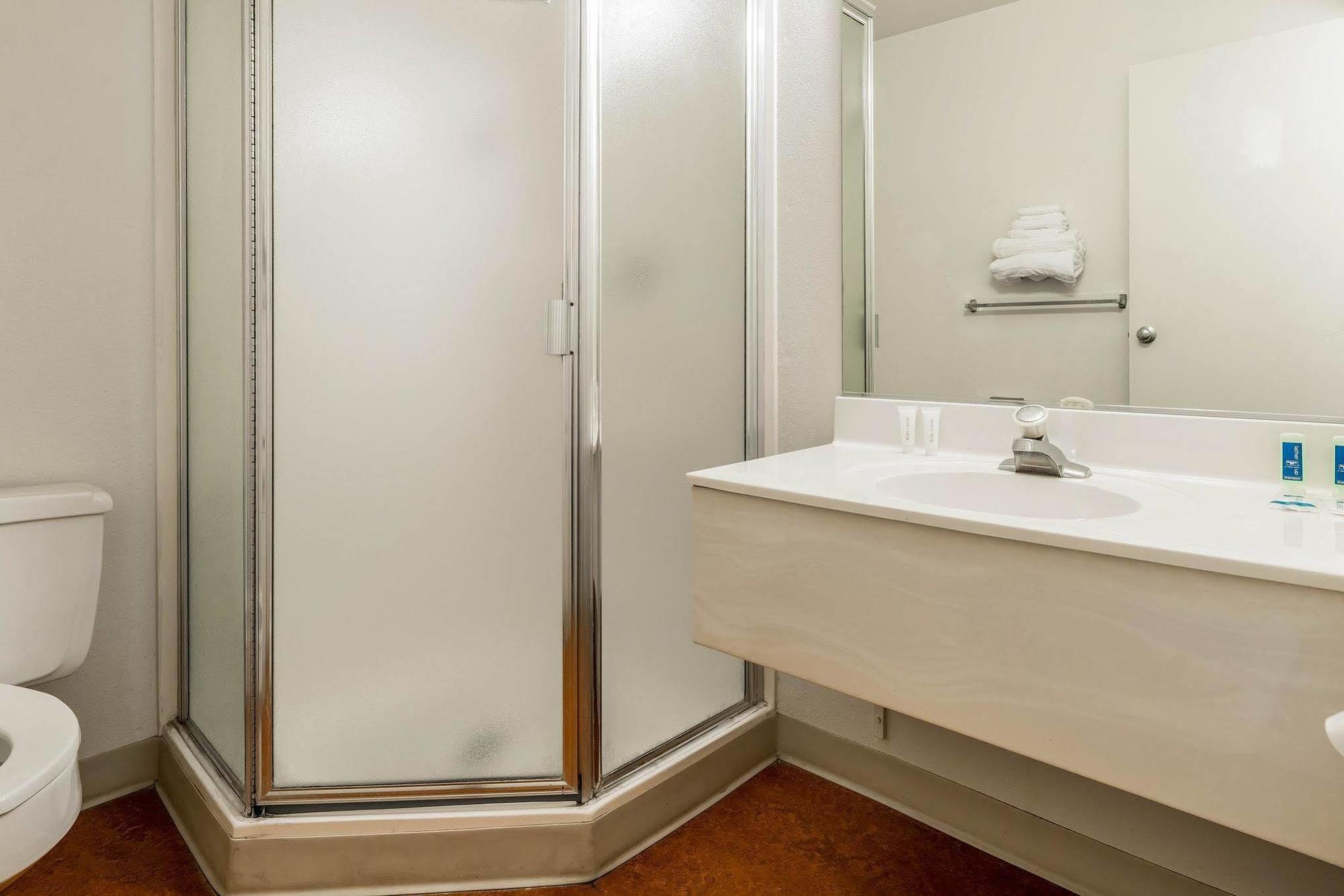 Rodeway Inn Паско Екстер'єр фото