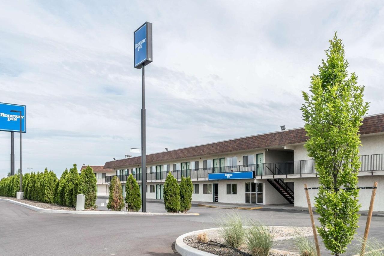 Rodeway Inn Паско Екстер'єр фото