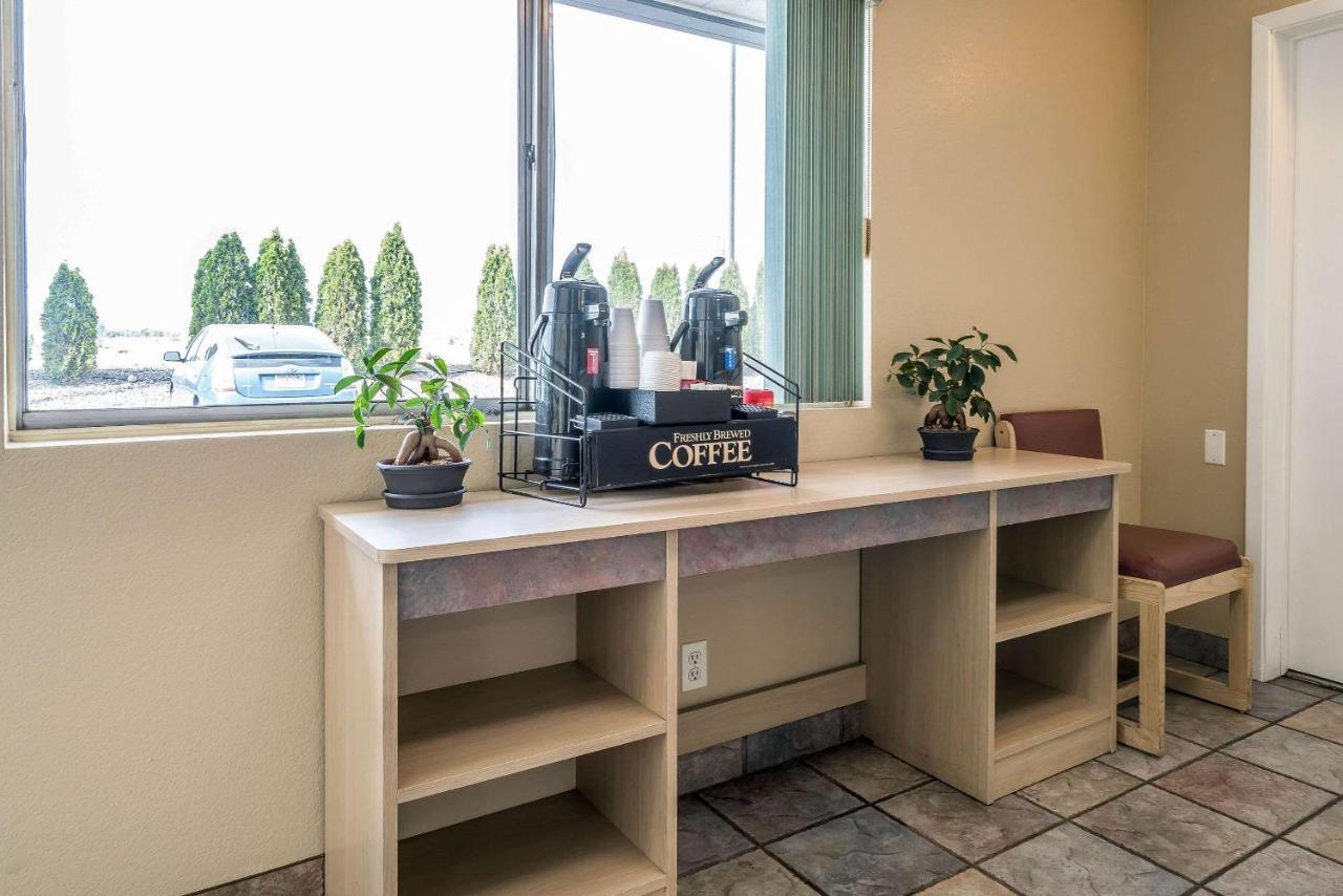 Rodeway Inn Паско Екстер'єр фото