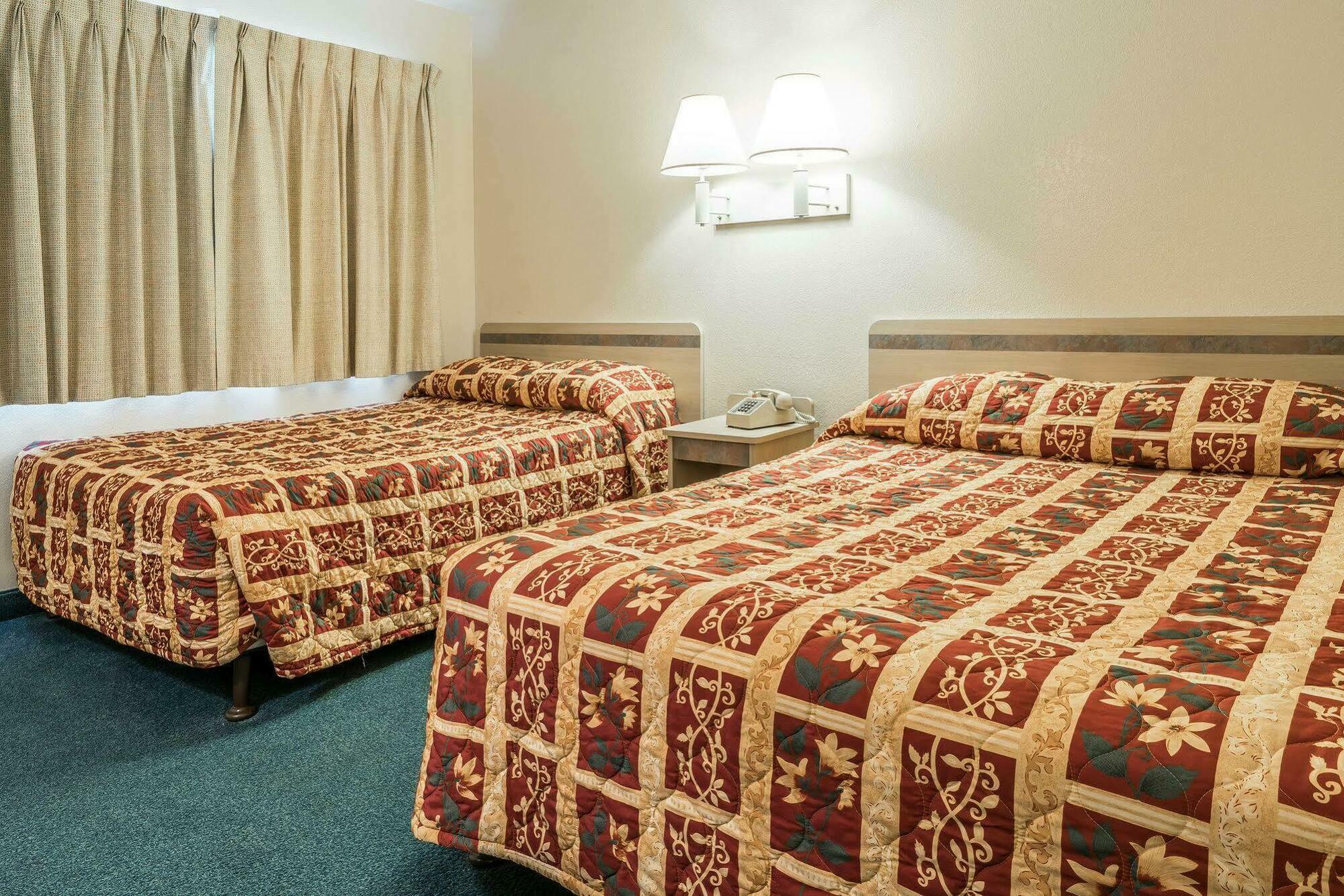 Rodeway Inn Паско Екстер'єр фото